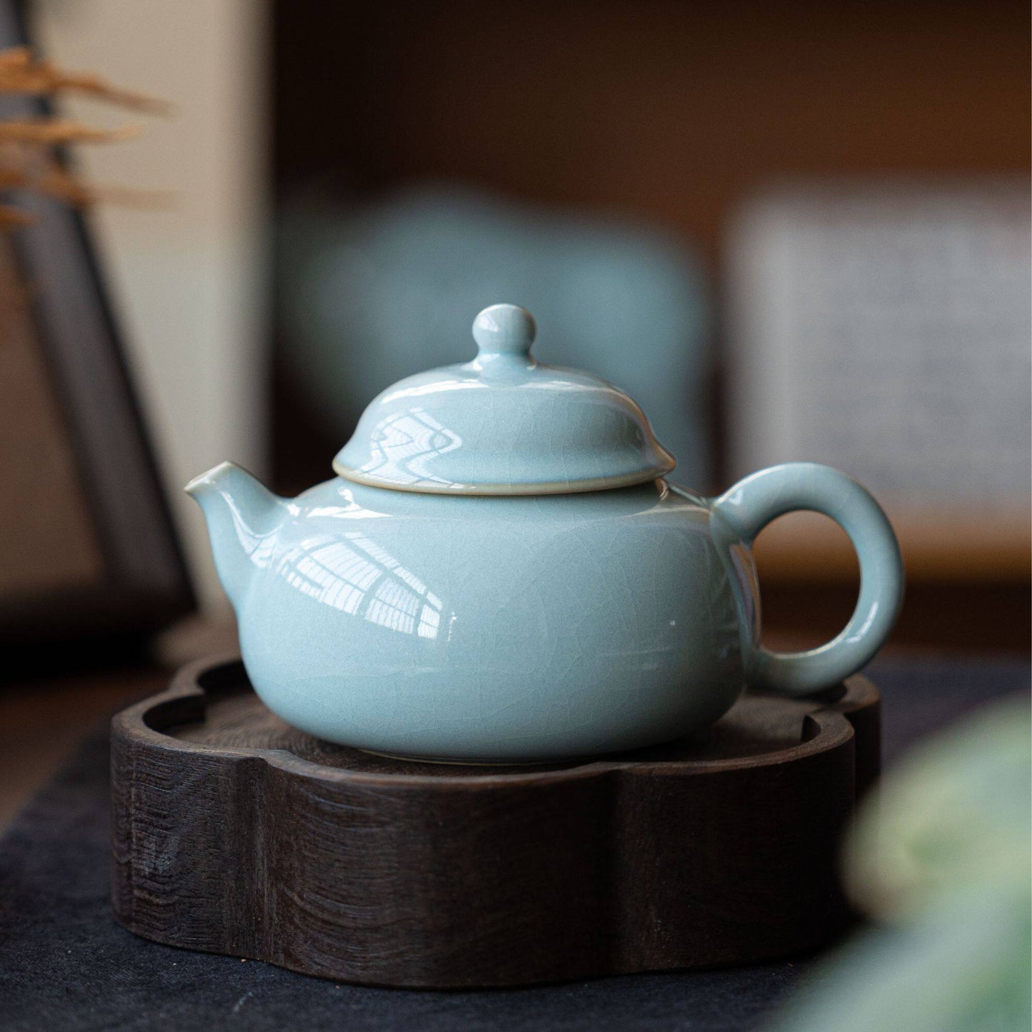 Ru Ware Sky-Blue Glaze Crackle Pattern Teapot 200ml