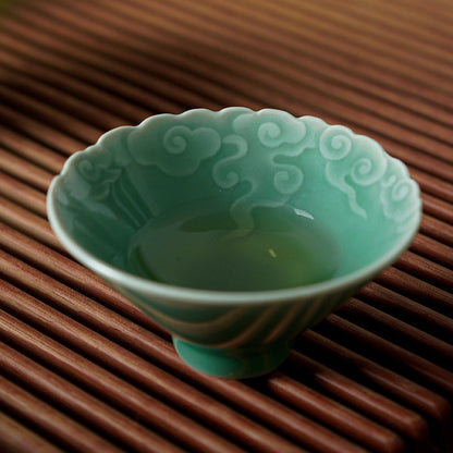 Longquan Celadon Embossed Cloud Patterns Tea Cup