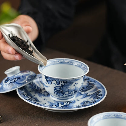 Jingdezhen Hand-Painted Ming-Style Blue-and-White Wave Pattern Gaiwan 140ml