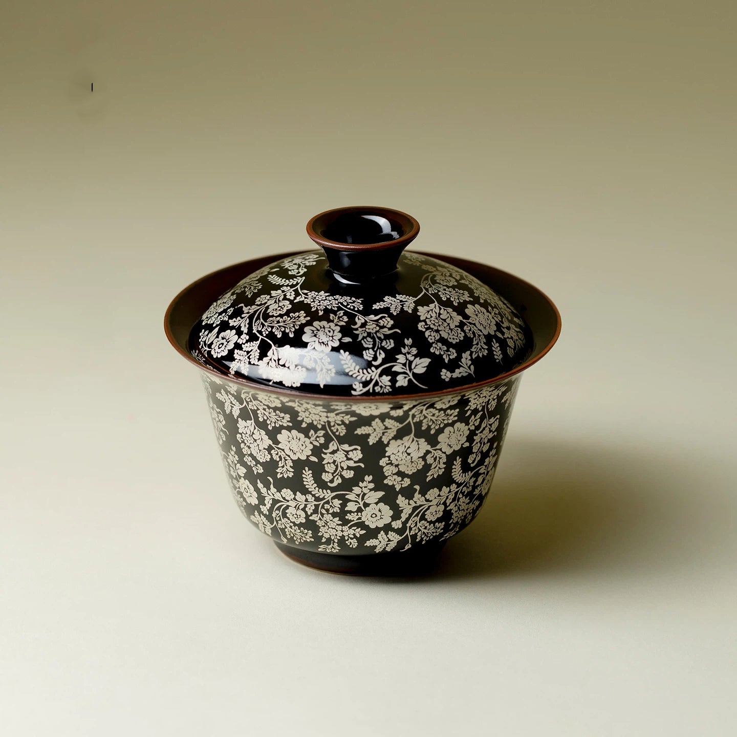 Black-Glazed Gaiwan with Silver-Painted Hundred Flowers