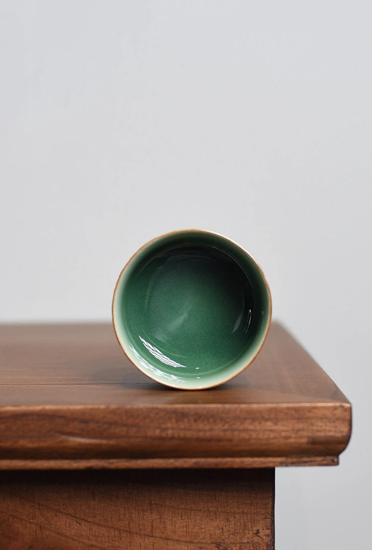 High-quality Chinese Green Porcelain Cup for Tea Ceremony
