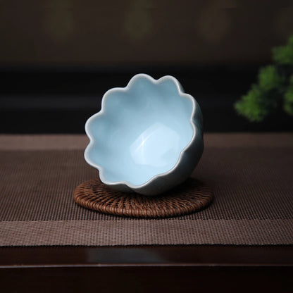 Ru Ware Sky Blue Lotus Teacup with Sesame Nail Bracket Marks 100ML