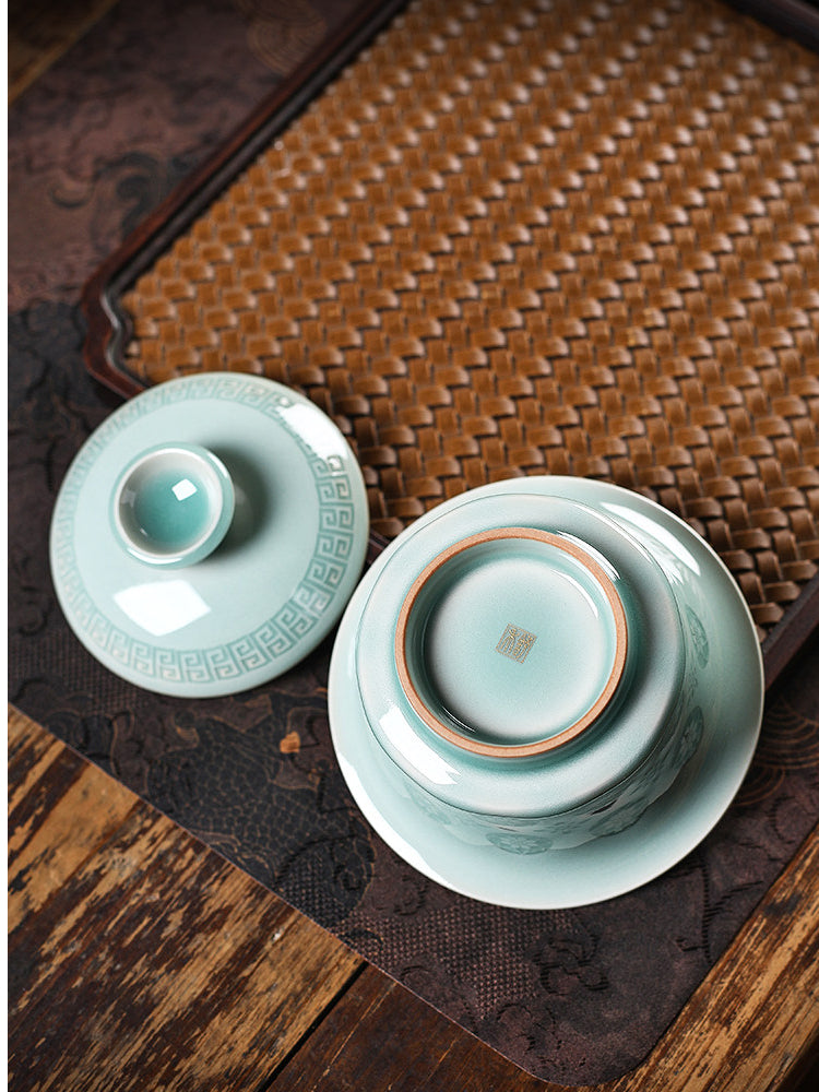 Longquan Celadon Carved Linglong Porcelain Gaiwan 180ml