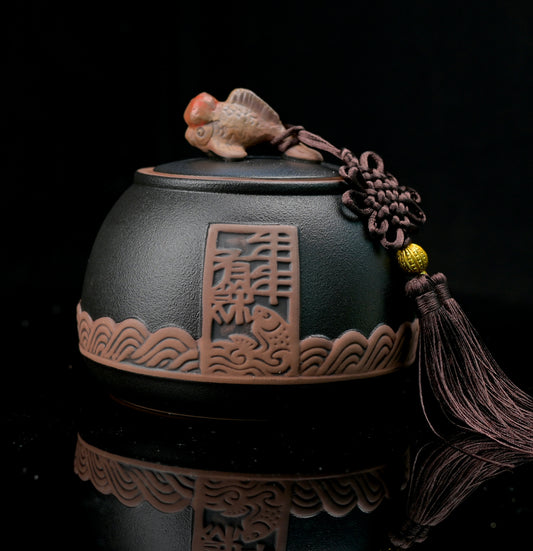 Chinese Style Retro Coarse Ceramic Tea Canister / Fish Pattern Tea Caddy