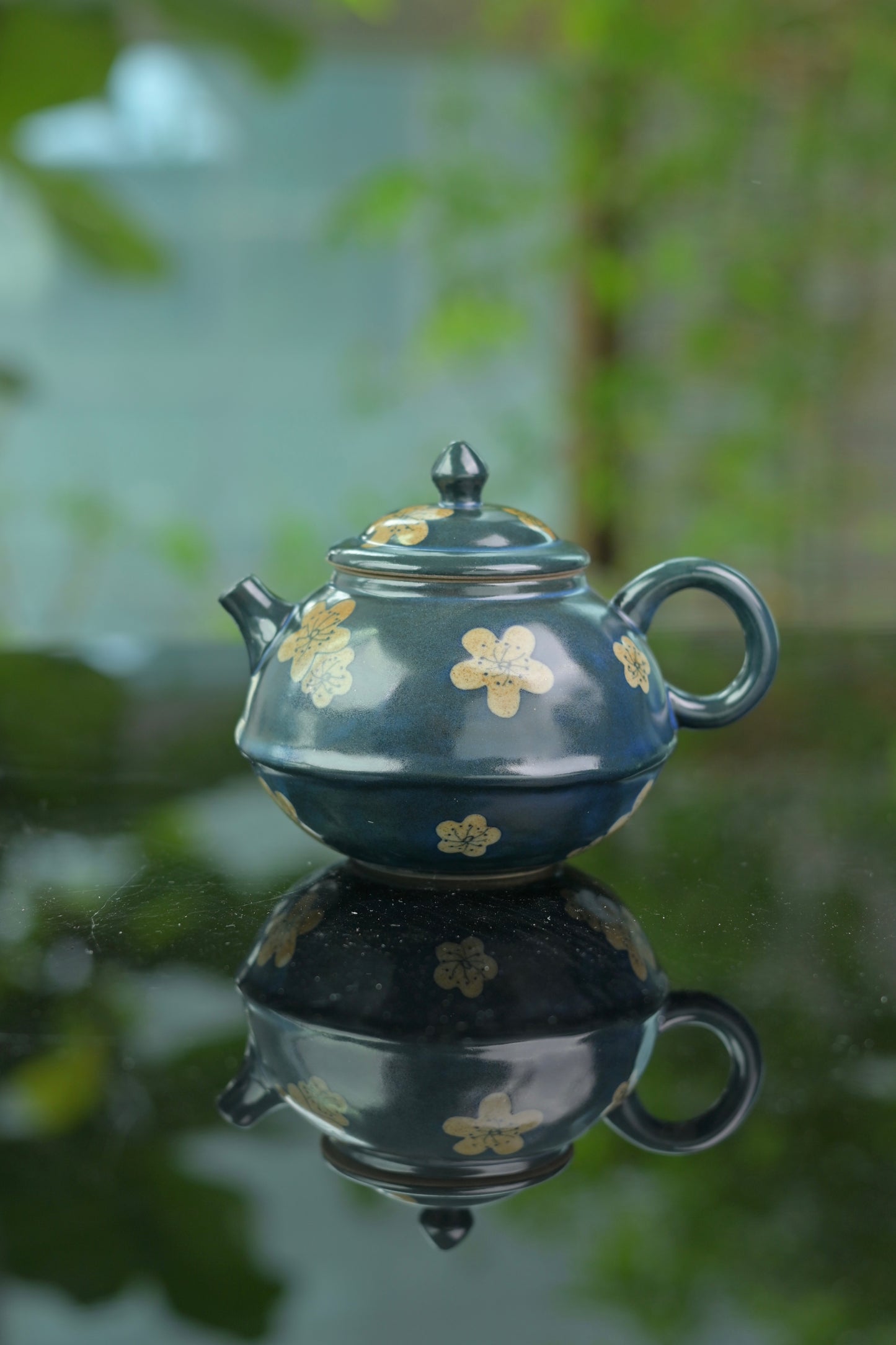 Kohiki Dark Blue Glaze Plum Blossom Painting Teapot Japanese Style Tea Pot