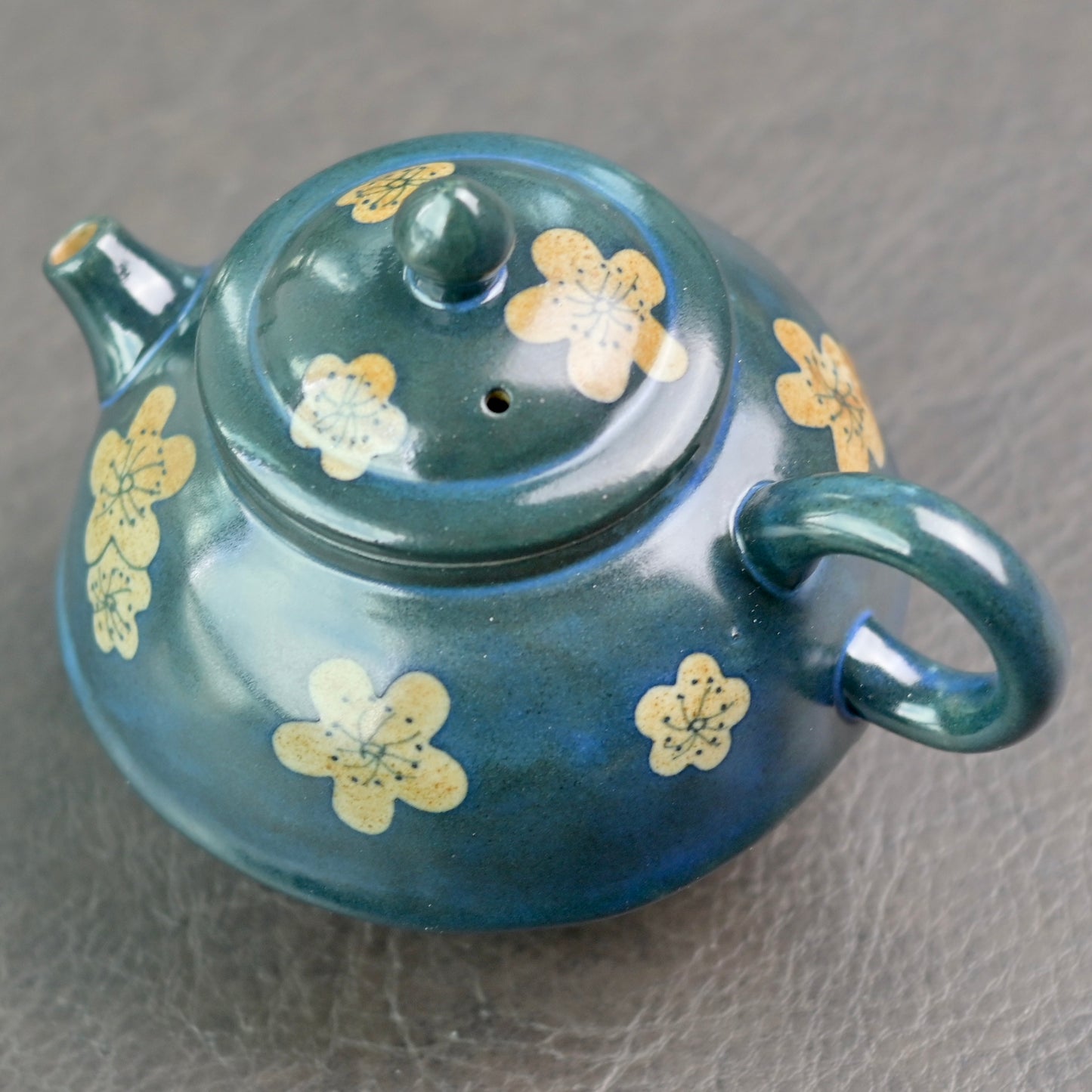 Kohiki Dark Blue Glaze Plum Blossom Painting Teapot Japanese Style Tea Pot