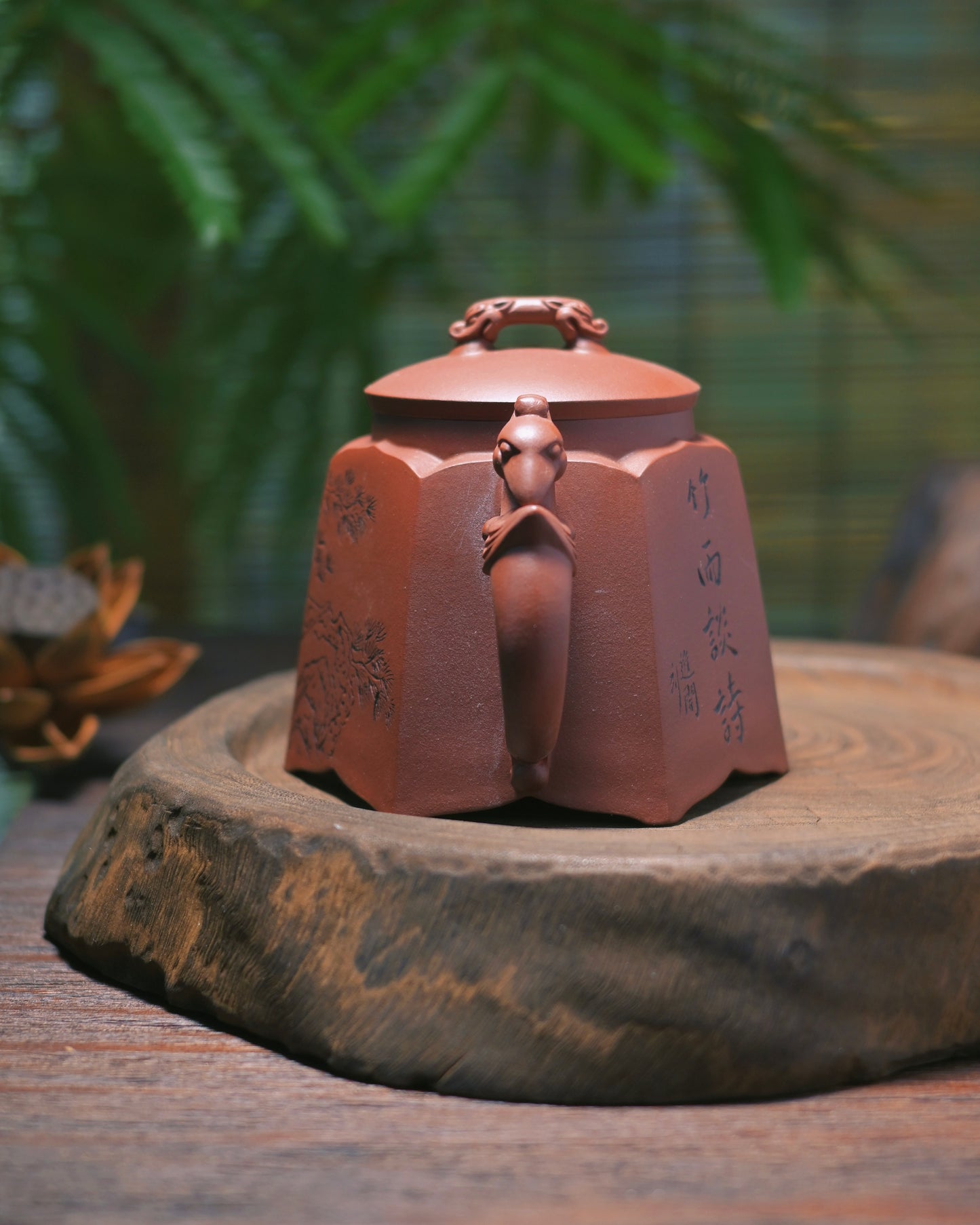 Yixing Zhuni Clay Hexagonal Teapot 400ml