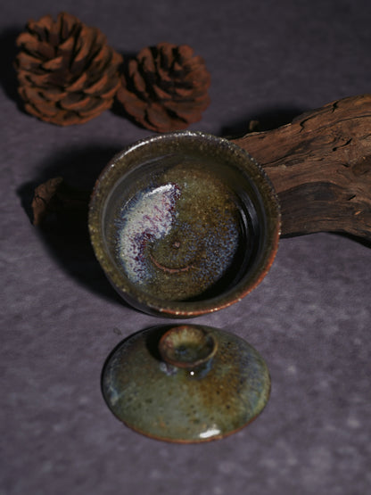 Einzigartiges Stück Wabi-Sabi Gaiwan aus grober Holzbrandkeramik 130ml