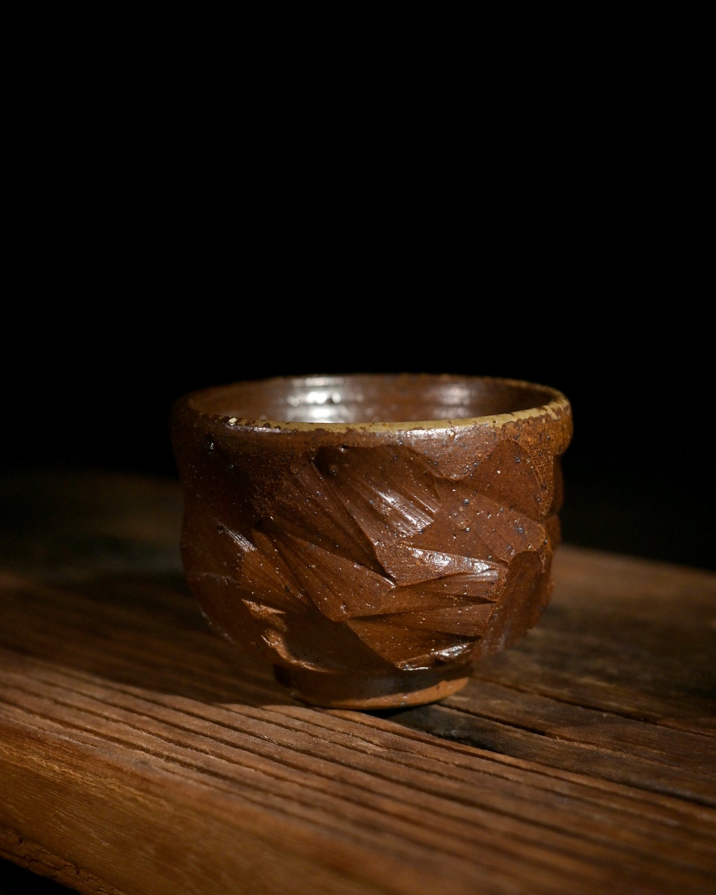Einzigartige handgemachte Holzofen-Eisen-Ton-Bernsteintropfen-Teetasse 130ml