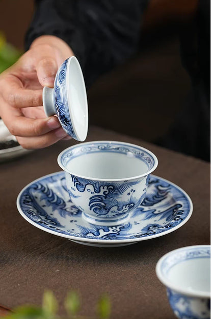 Jingdezhen Hand-Painted Ming-Style Blue-and-White Wave Pattern Gaiwan 140ml