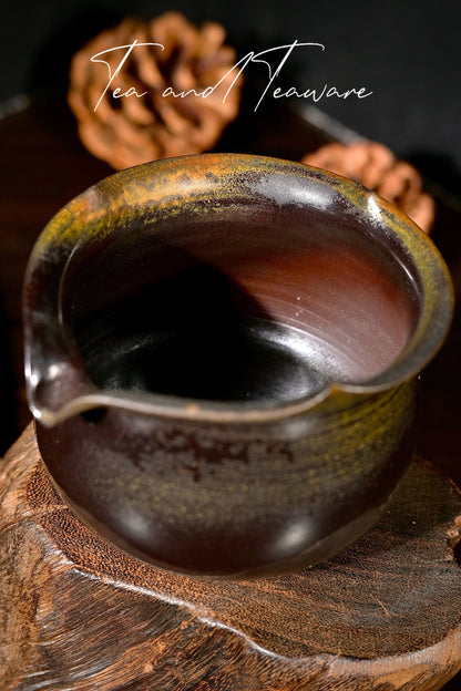 Pièce unique en bois cuit, boue artisanale noire et or, tasse d'équité 200 ml