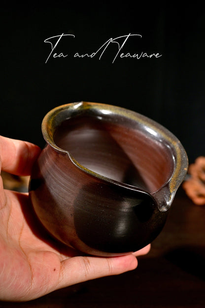 Pièce unique en bois cuit, boue artisanale noire et or, tasse d'équité 200 ml