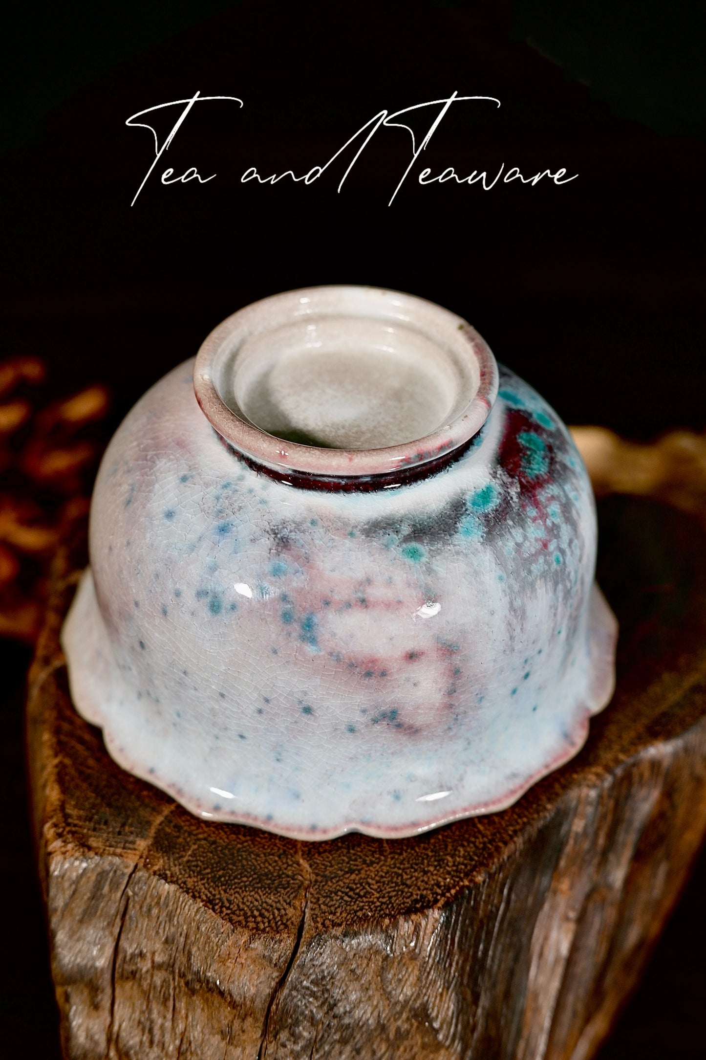 Unique Piece Wood-Fired Soda-Glazed Petal-Rim Gaiwan 100ml