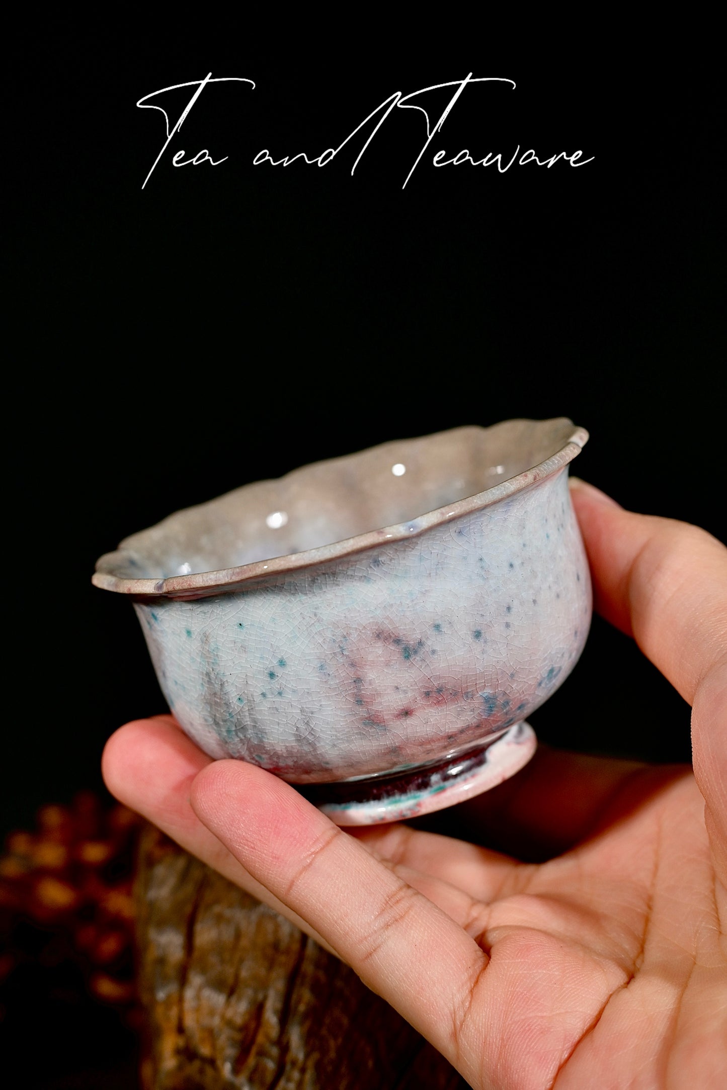 Unique Piece Wood-Fired Soda-Glazed Petal-Rim Gaiwan 100ml