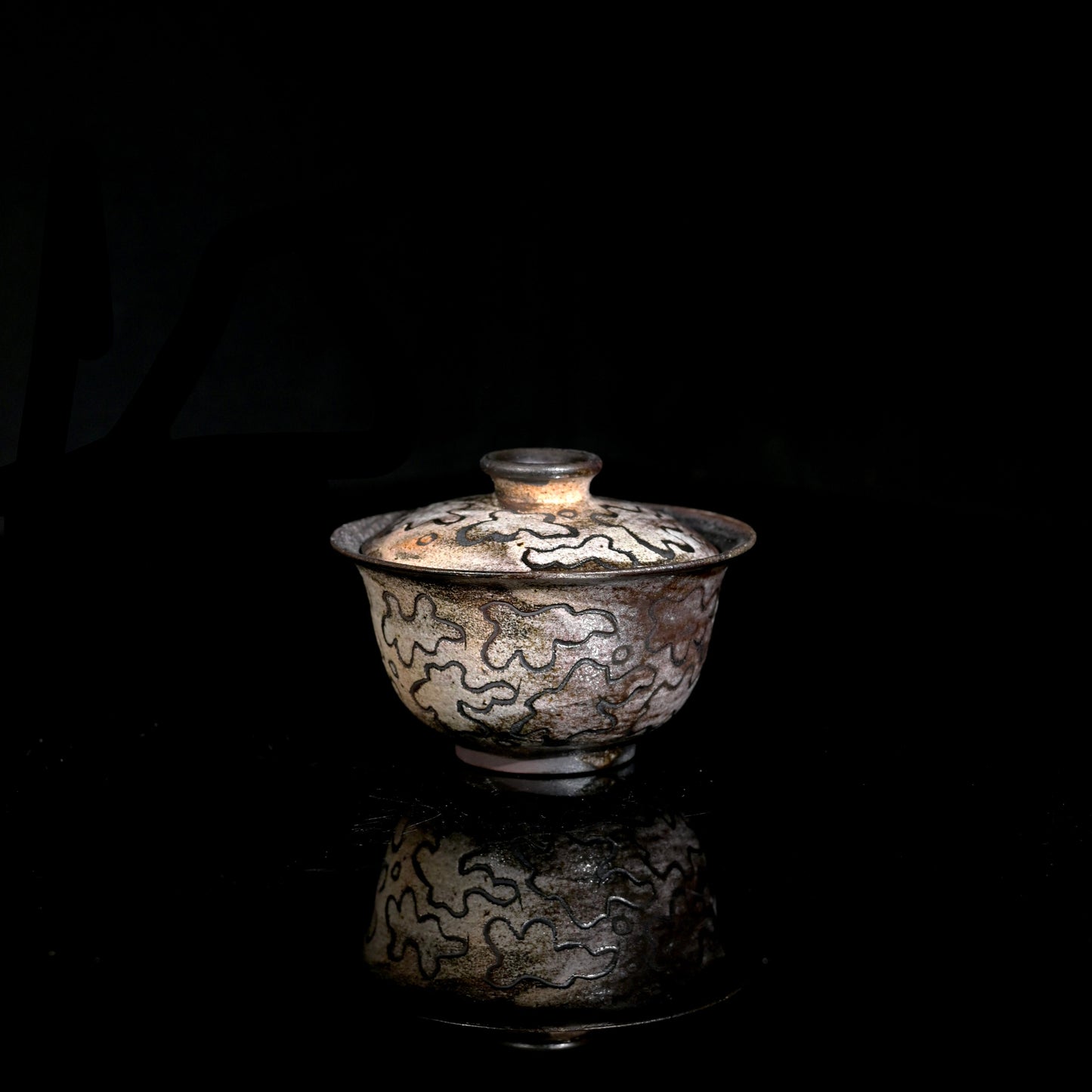 Unique Piece Handcrafted Carved Wood-Fired Gaiwan 100ml