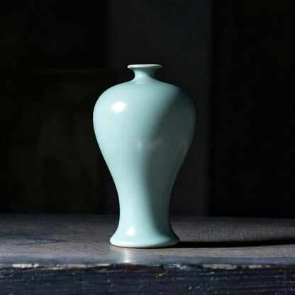 Ru Ware Sky-Blue Glaze Plum Vase