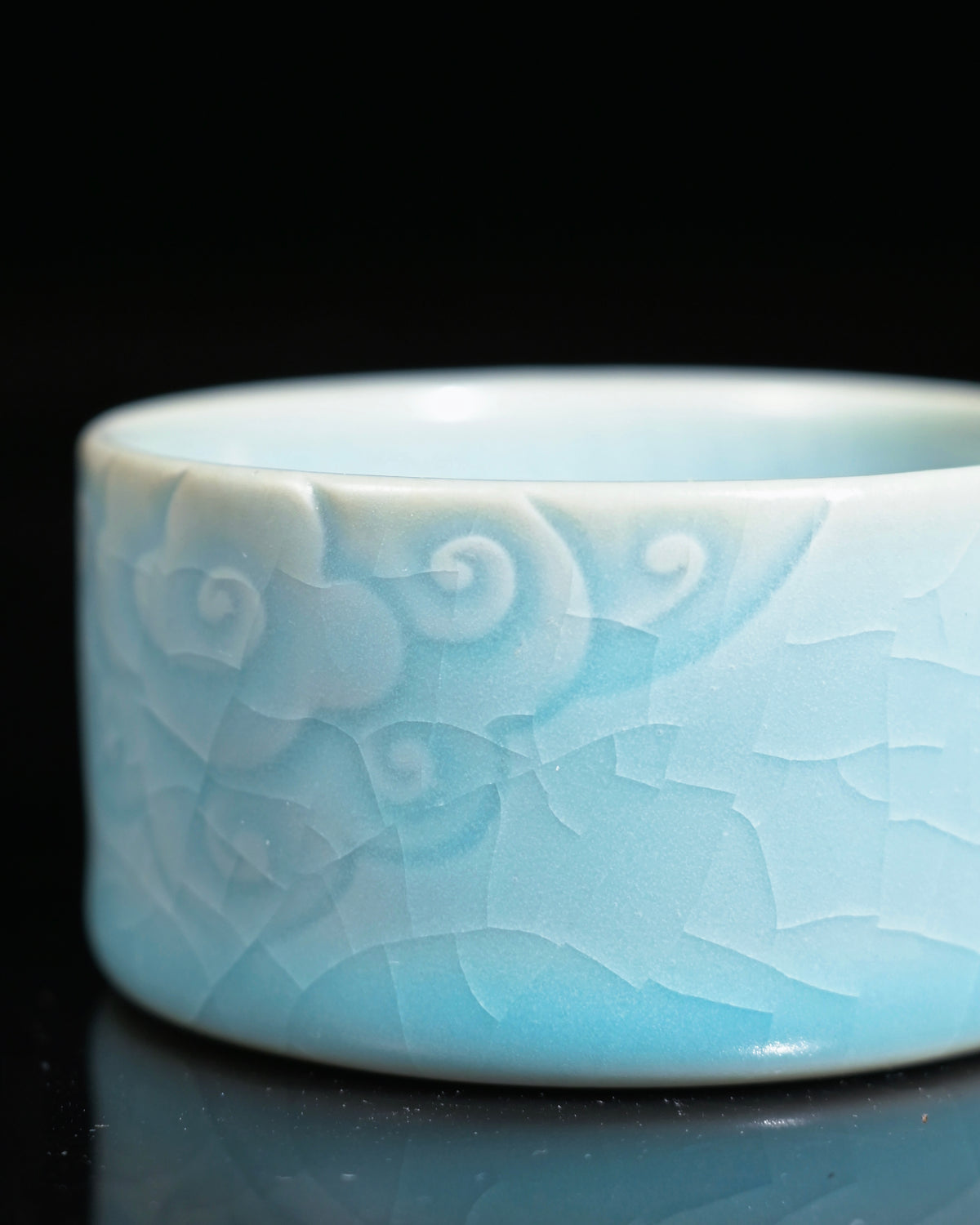 Ru Ware Clouds Motif Teacup 40ml
