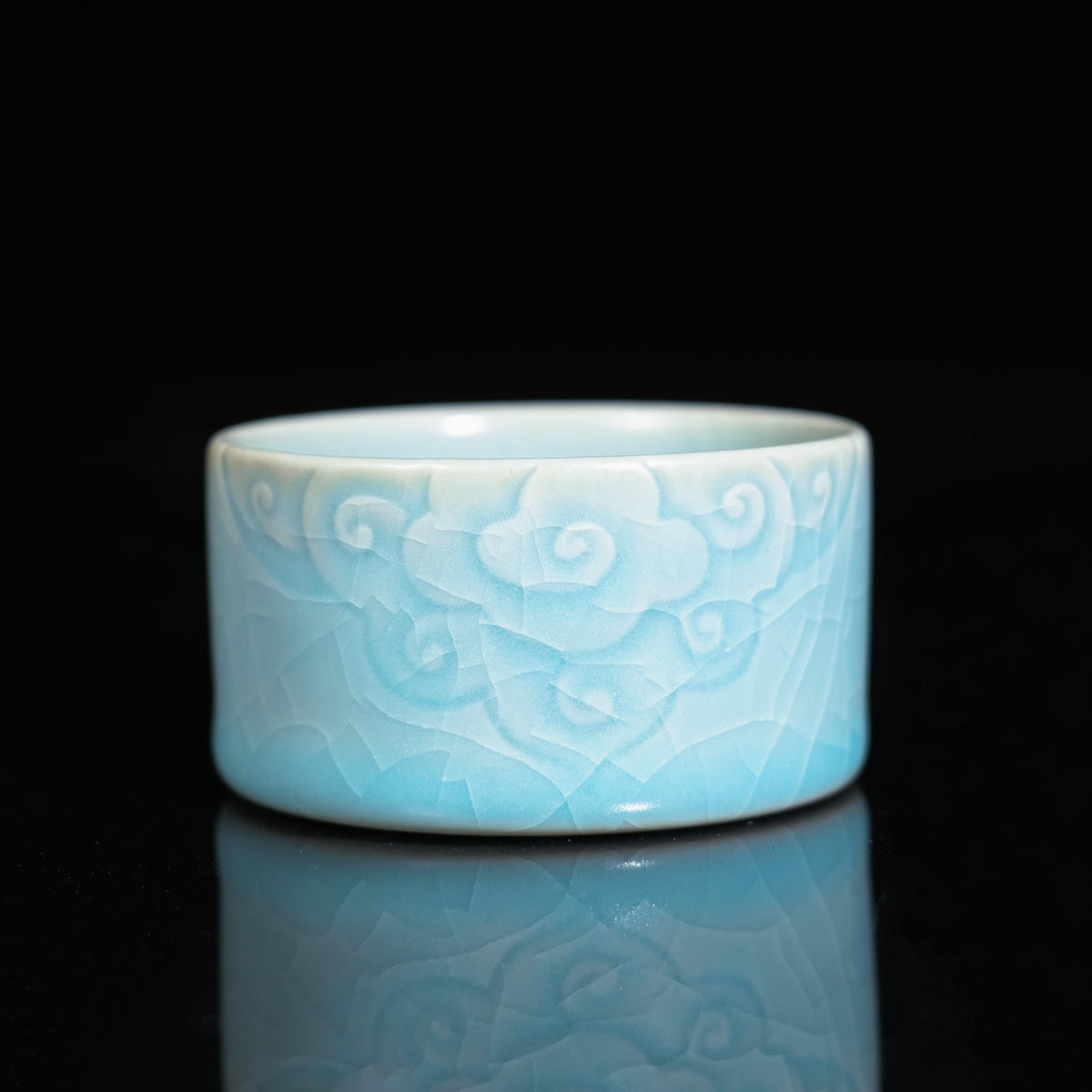Ru Ware Clouds Motif Teacup 40ml