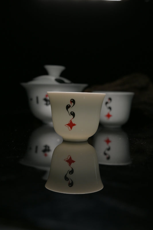Dehua White Porcelain "Magatama Echo" Gaiwan Set 110ml