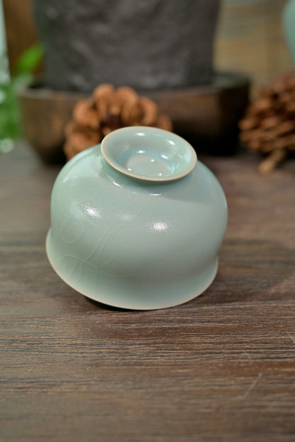 Ru Ware Sky-Green Chime-Shaped Master Cup with High Foot 100ml