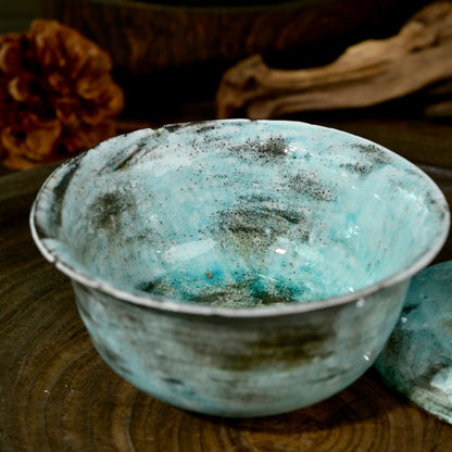 Ergonomic wide flared rim of 100ml wood-fired soda kiln blue gaiwan for easy pouring