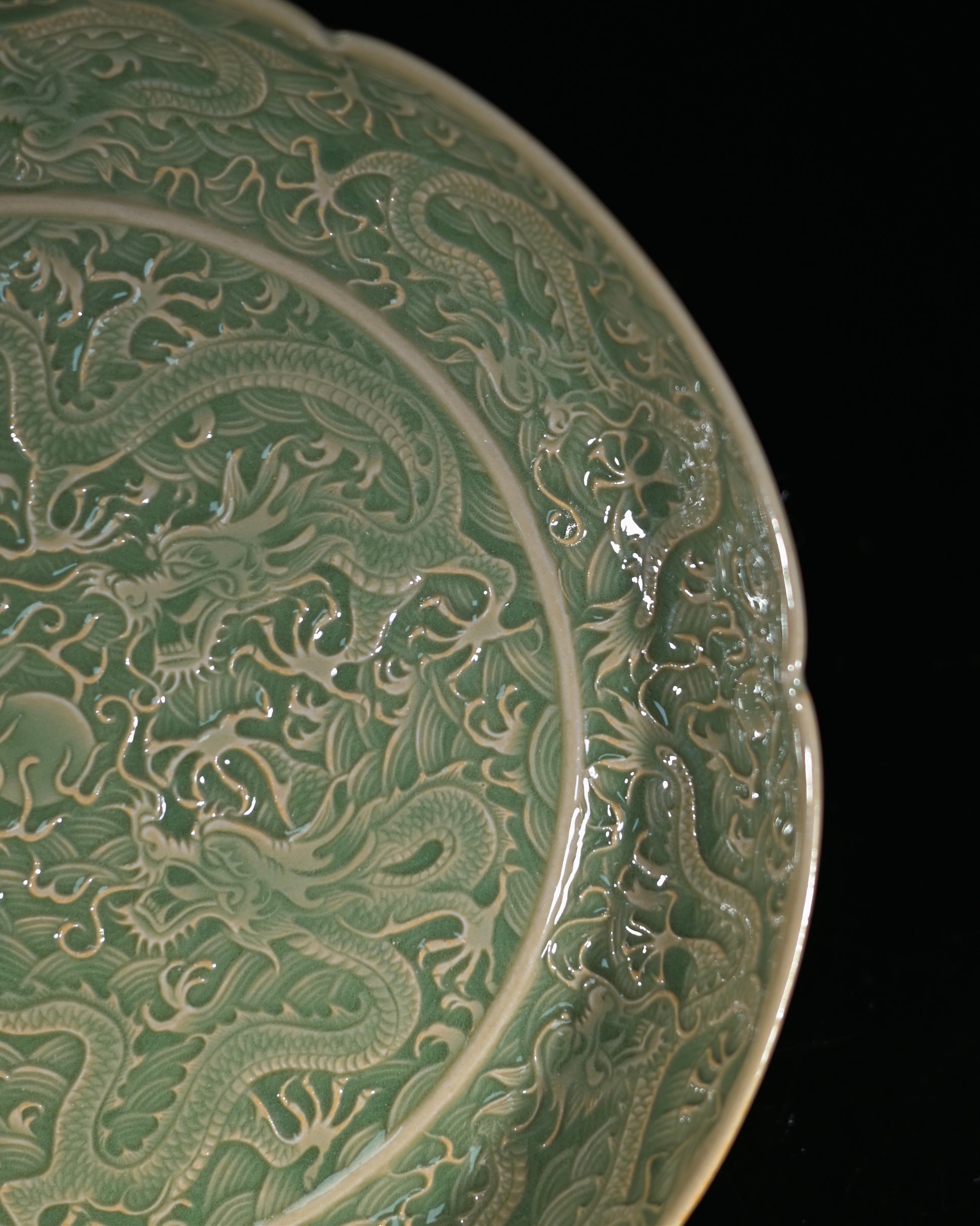 24cm diameter celadon ceramic platter suitable as teapot drip tray serving plate or fruit dish