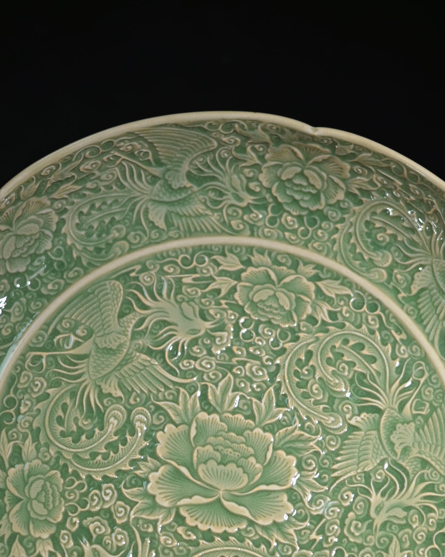 24cm diameter Yaozhou ceramic platter suitable as teapot drip tray serving plate or fruit dish