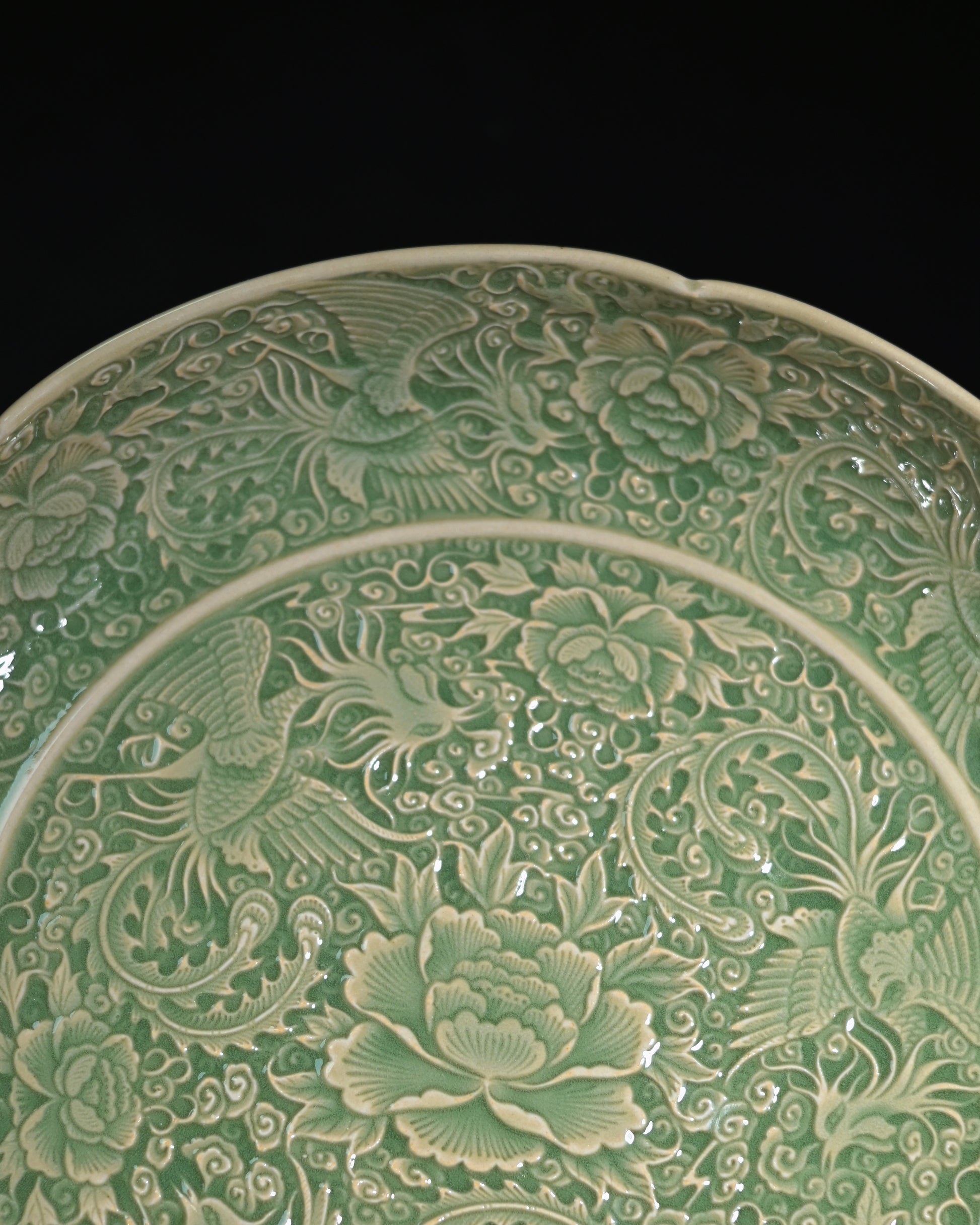 24cm diameter Yaozhou ceramic platter suitable as teapot drip tray serving plate or fruit dish