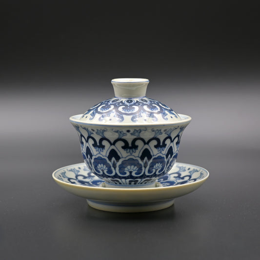 The Blue and White Lotus Pattern Gaiwan Jingdezhen Qinghua Tea Bowl