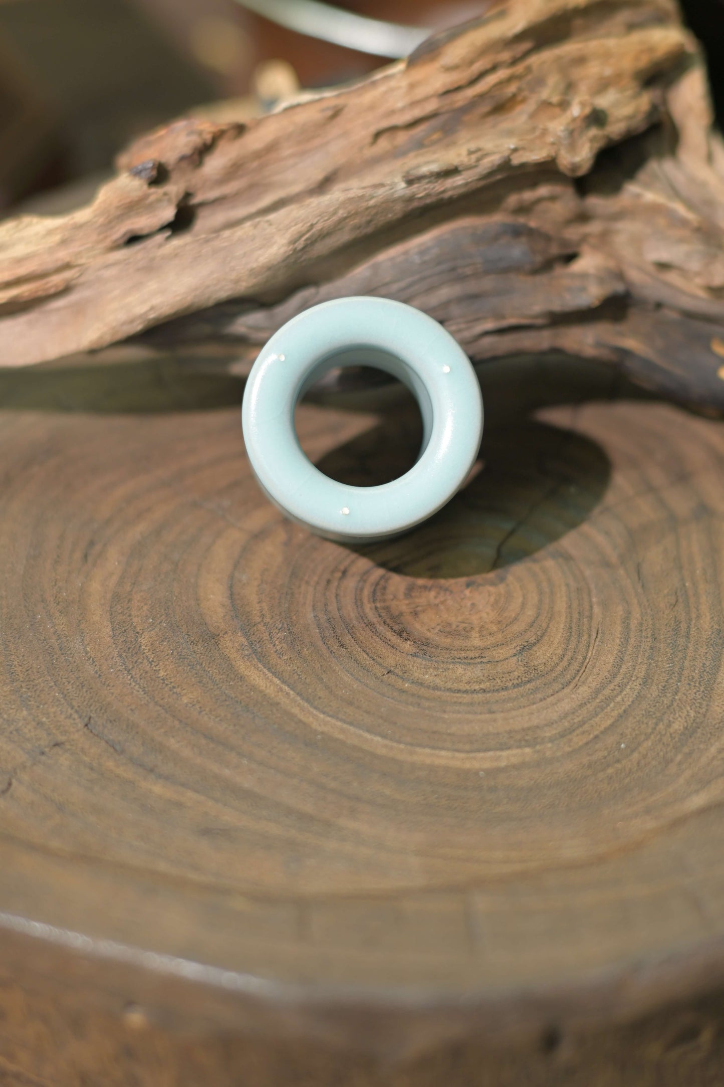 Ru Ware Thumb Ring with Willow-Leaf Crackle Glaze