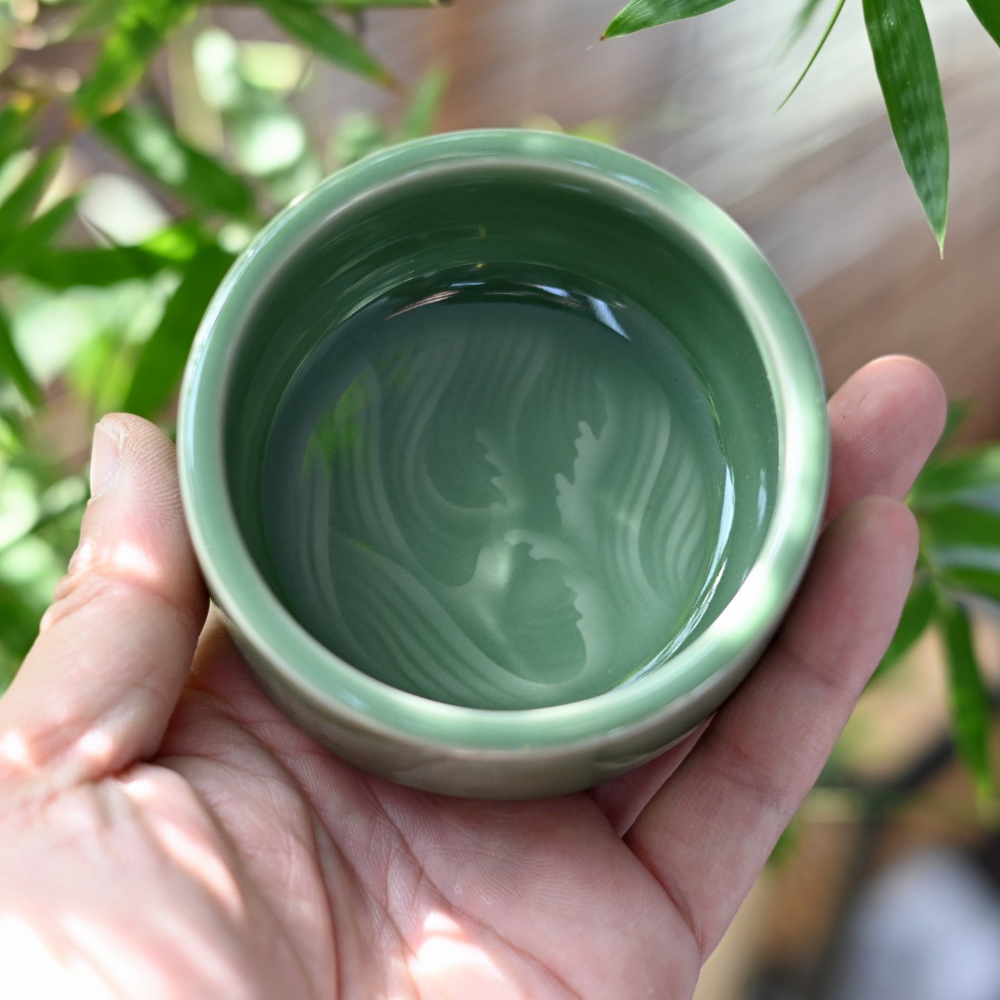 Longquan Celadon Waves Pattern Plum Green Host Tea cup