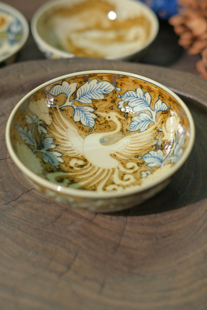 Tasse à thé en Pu'er Phénix Or Peint Main Sous Glaçure de Jingdezhen 100ml