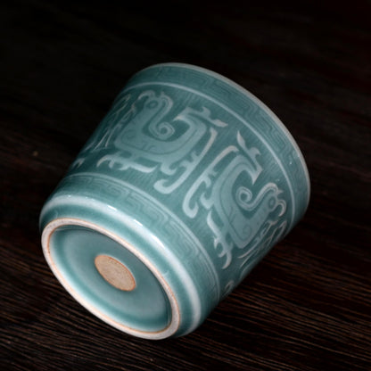Coupe de maître Céladon Longquan bleu céleste à six phénix totem