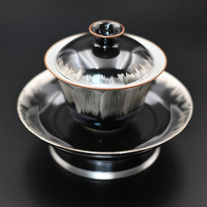 Silberglasierter Schwarz-Weiß Gaiwan mit Untertasse