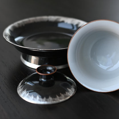 Silberglasierter Schwarz-Weiß Gaiwan mit Untertasse
