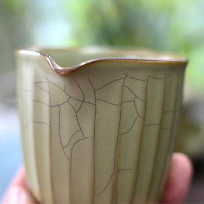 Celadon-Ge Kiln Teekanne (Fairness-Becher) Rissmuster Teekanne