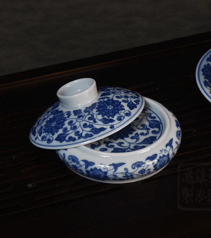 Jingdezhen blau-weißes Teekannen-Set mit Lotus-Rollmuster