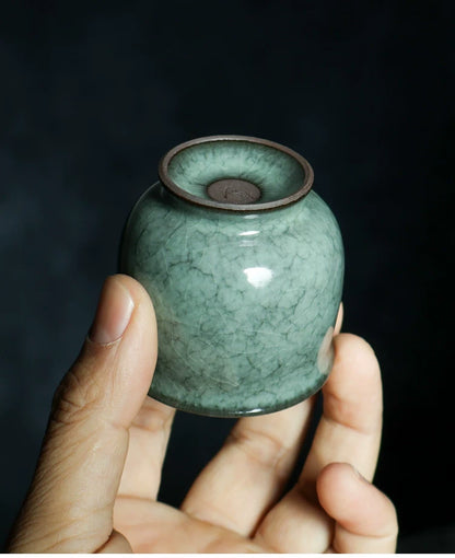 Longquan Celadon "Ge" Kiln Iron-Clay Ice-Crackle Teacup 70ml