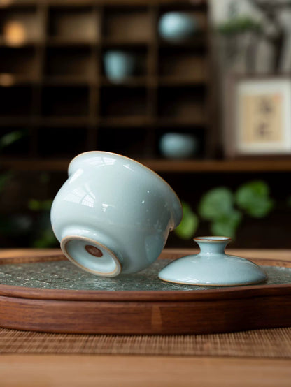 Traditional Ru Ware gaiwan with thin-walled body and subtle crackle texture