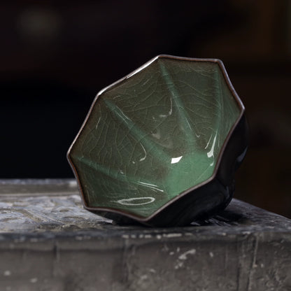 Longquan Celadon "Ge" Kiln Iron-Clay Octagonal Teacup 100ml