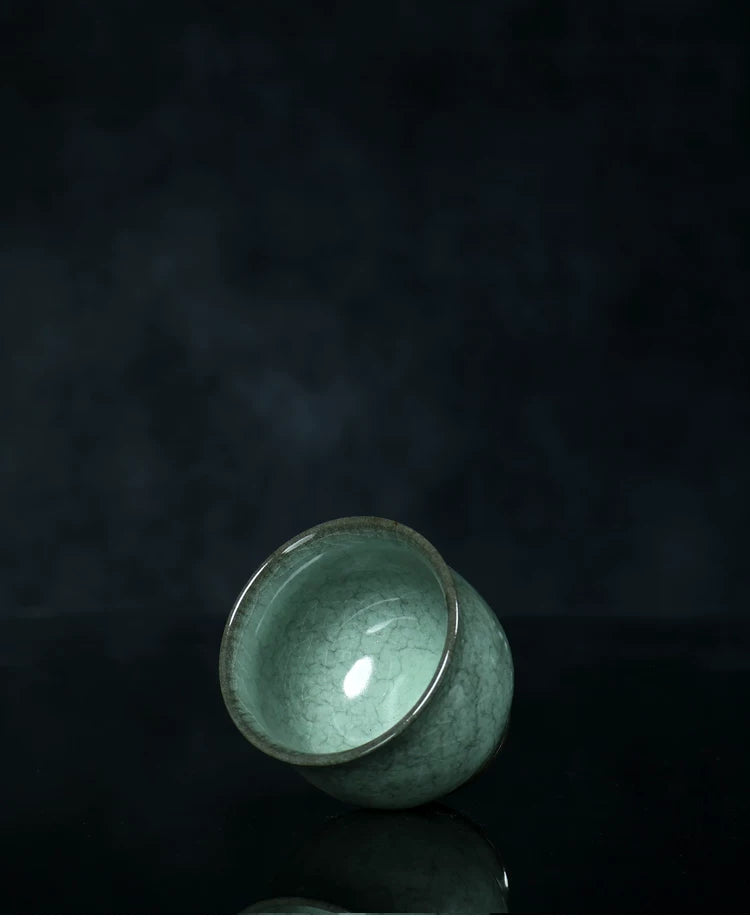 Longquan Celadon "Ge" Kiln Iron-Clay Ice-Crackle Teacup 70ml