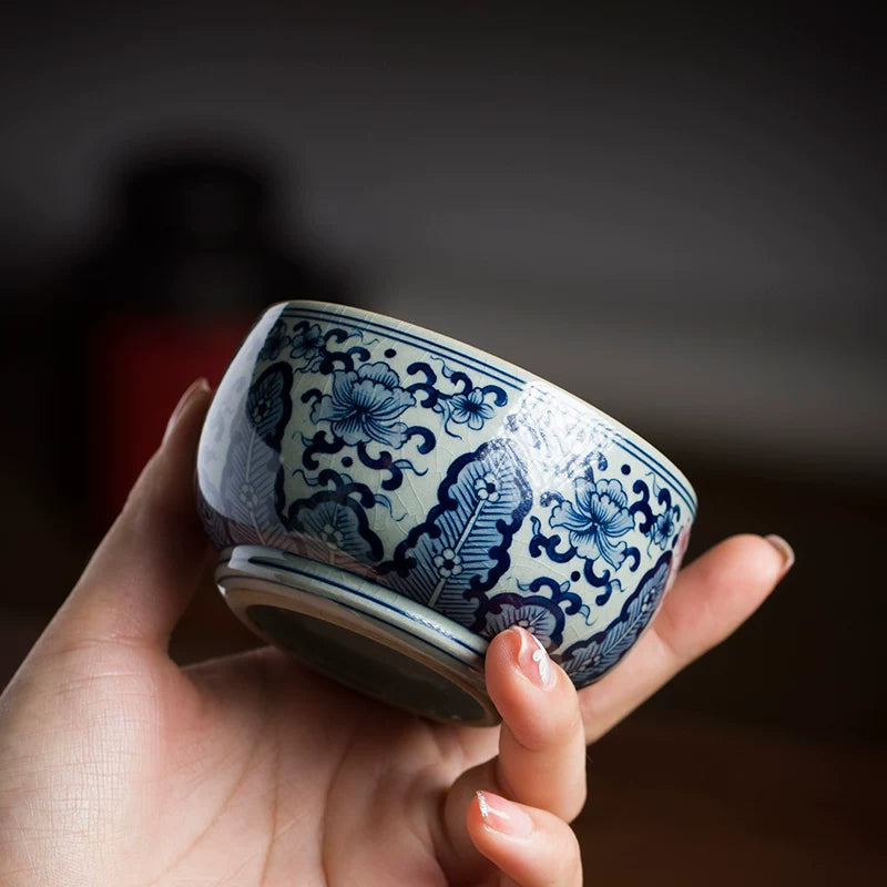 Hand-Painted Blue and White Porcelain Plantain Leaf Teacup 110ml