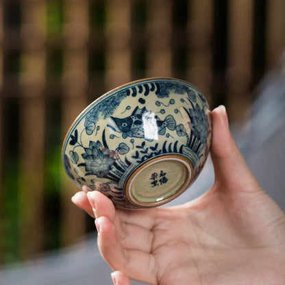 Blue and White Porcelain Underglaze Hand-Painted Fish and Aquatic Plant Design Teacup 80ml