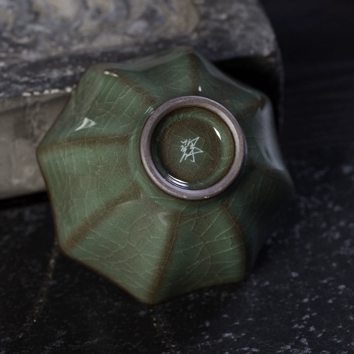 Longquan Celadon "Ge" Kiln Iron-Clay Octagonal Teacup 100ml
