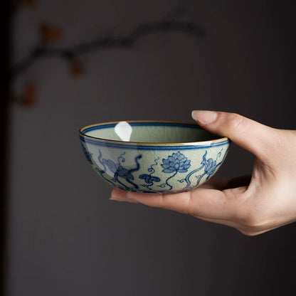 Blue and White Porcelain Hand-Painted Lotus Pu'er Master Teacup 90ml