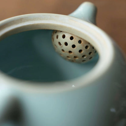 Ru-Ware (Ruyao) Nägelstütz-Technik Xi Shi Teekanne Himmelblau