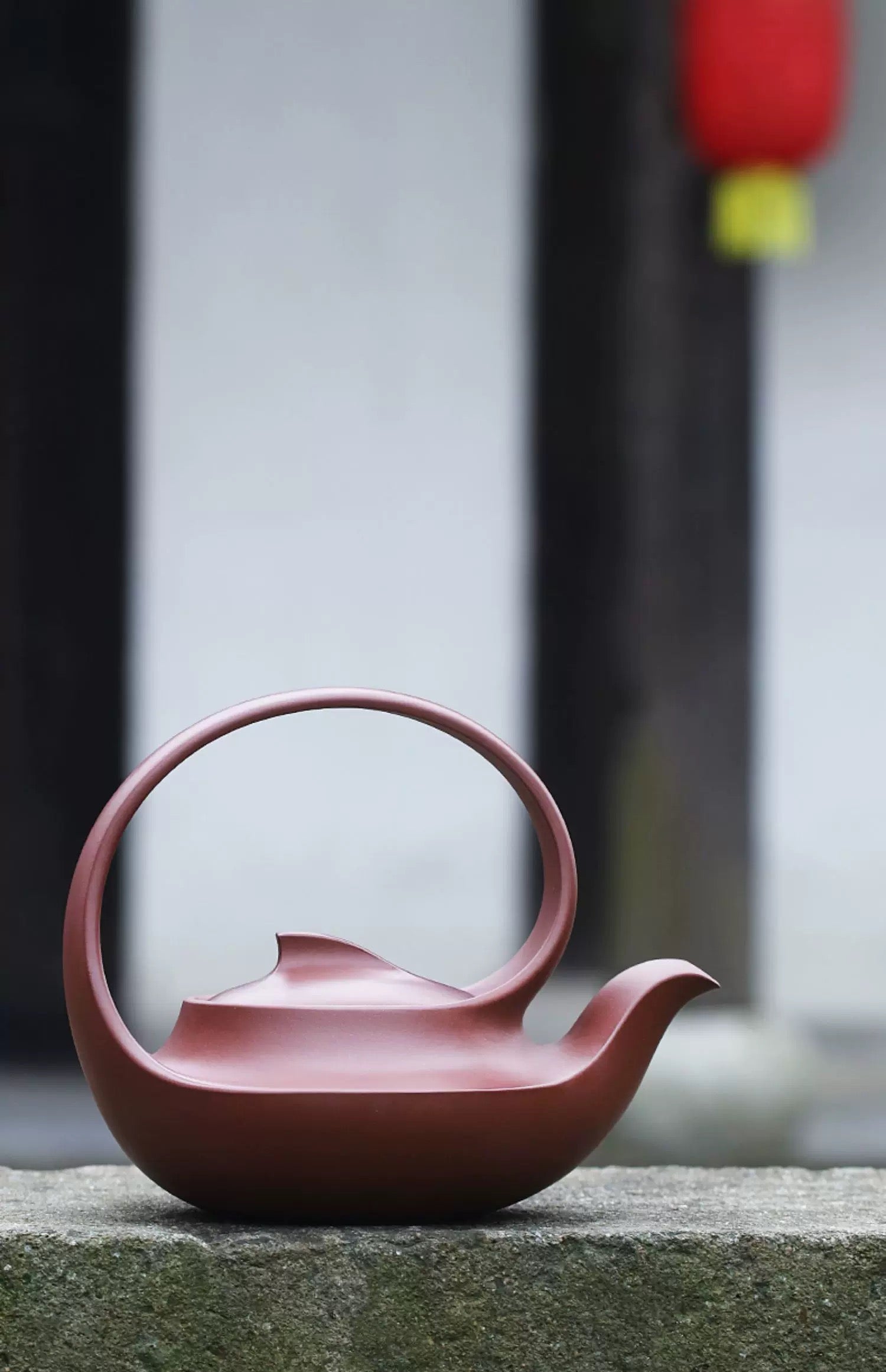 1:1 reproduction Qu Pot in pure purple clay, faithfully capturing Wang Yinxian's original award-winning design