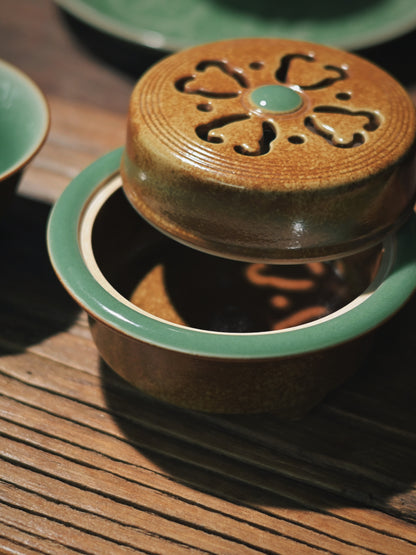 Brûle-parfum en céladon Longquan glaçure aspect jade
