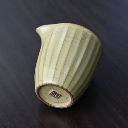 Celadon-Ge Kiln Teekanne (Fairness-Becher) Rissmuster Teekanne