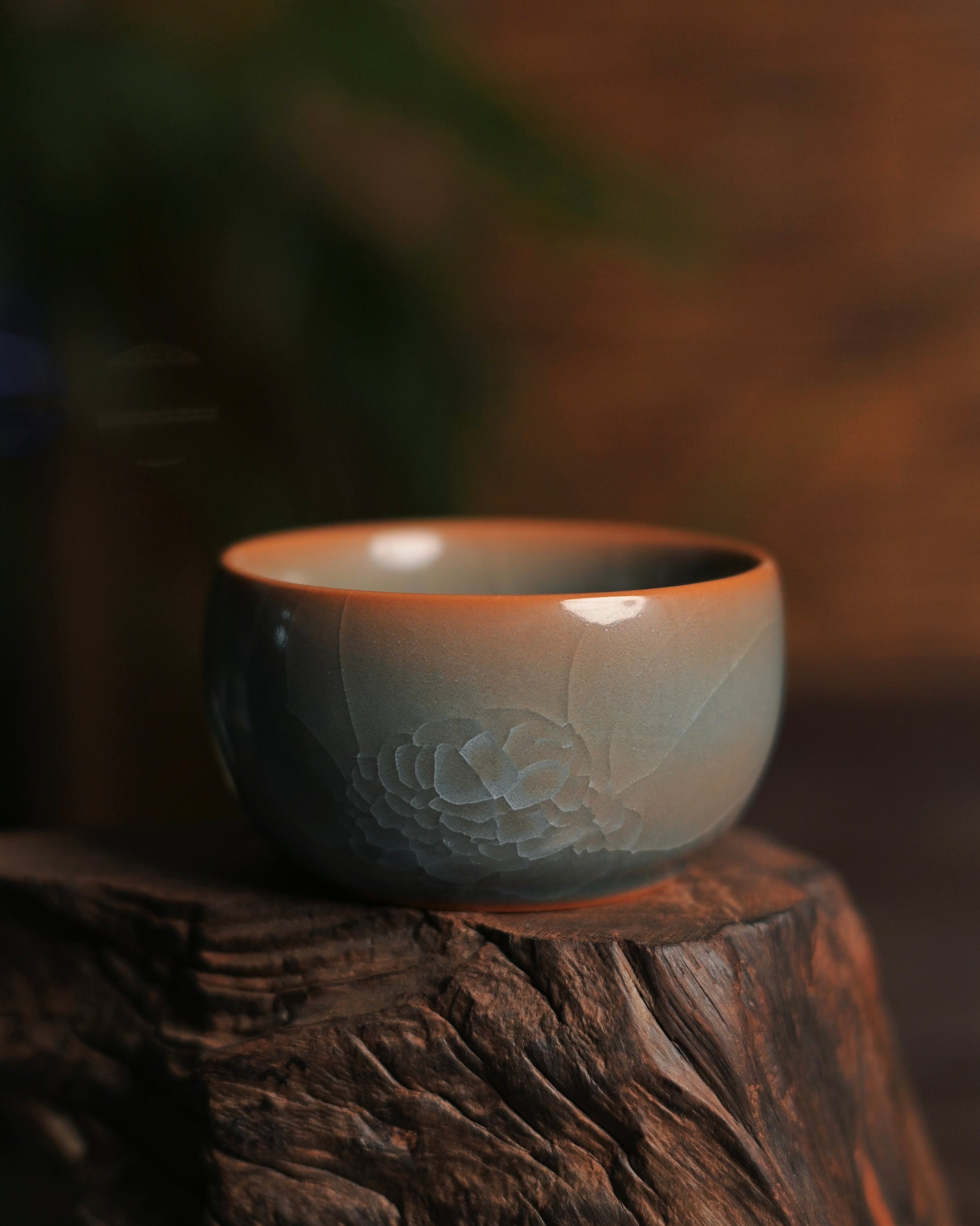 Song style teacup with ice-crackle pattern on the celadon glaze surface